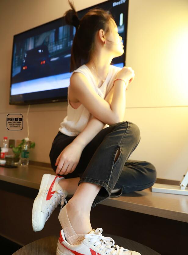 誉铭传媒 袜足摄影 2022《2022.05.28特约》