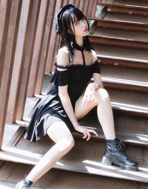[YWW.ME] 2022.05.12 黑色魅惑 木棉棉OwO
