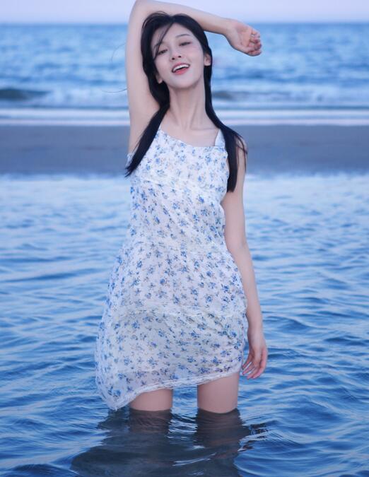 [YWW.ME] 2022.05.15 很靠近海 尚雨茜Momooly