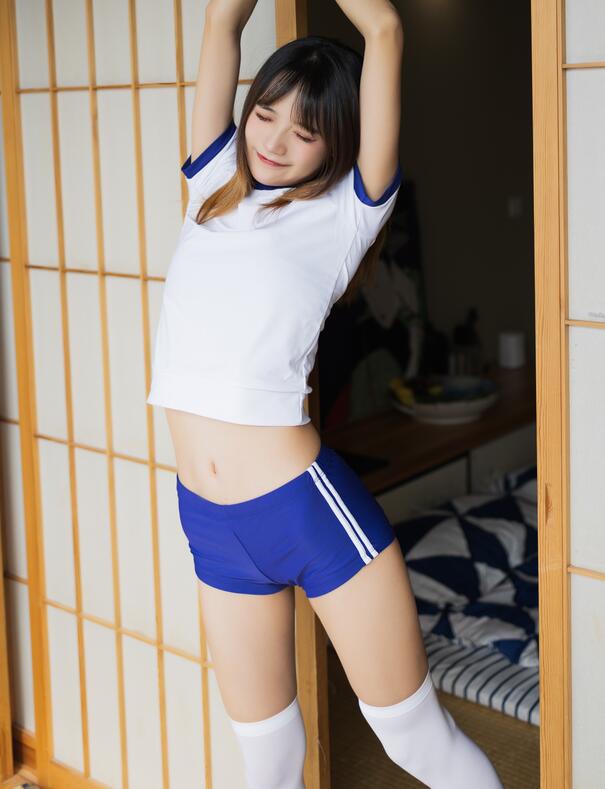 [YWW.ME] 2022.05.16 体操服少女 兔子Zzz不吃胡萝卜