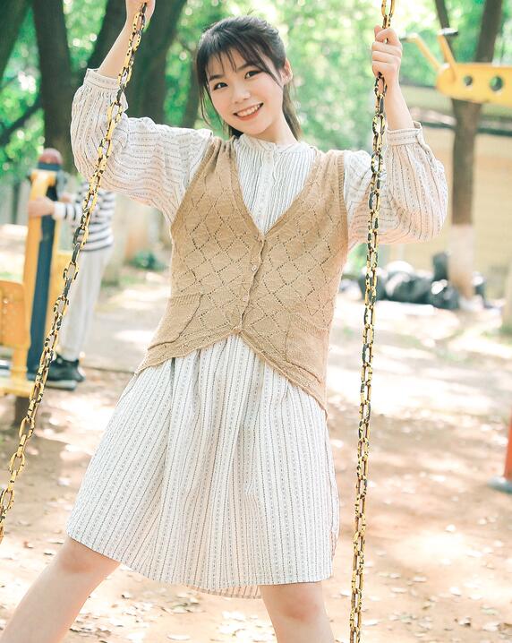 [YWW.ME] 2022.05.18 夏末微风 紫傲