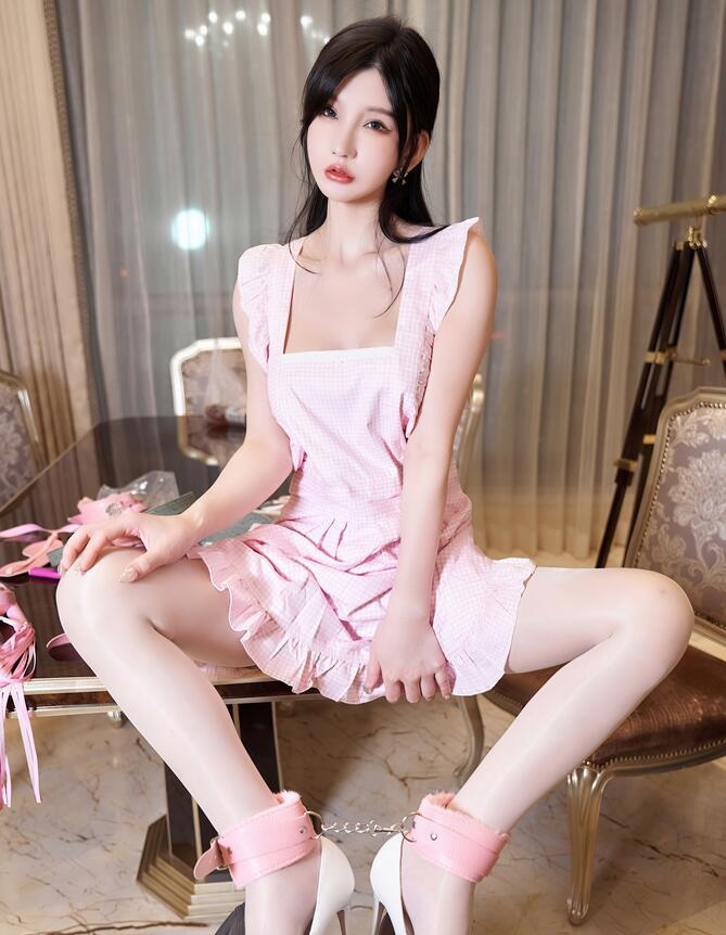 [XiuRen秀人网] 2022.09.09 No.5574 周于希Sally 黑丝美臀
