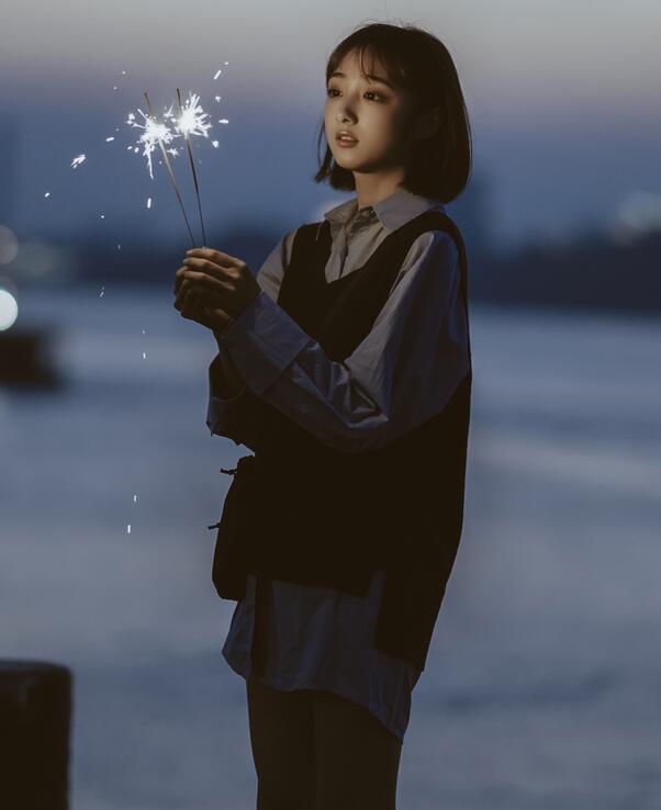 [YWW.ME] 2022.05.23 烟火与城市 戴黎婷
