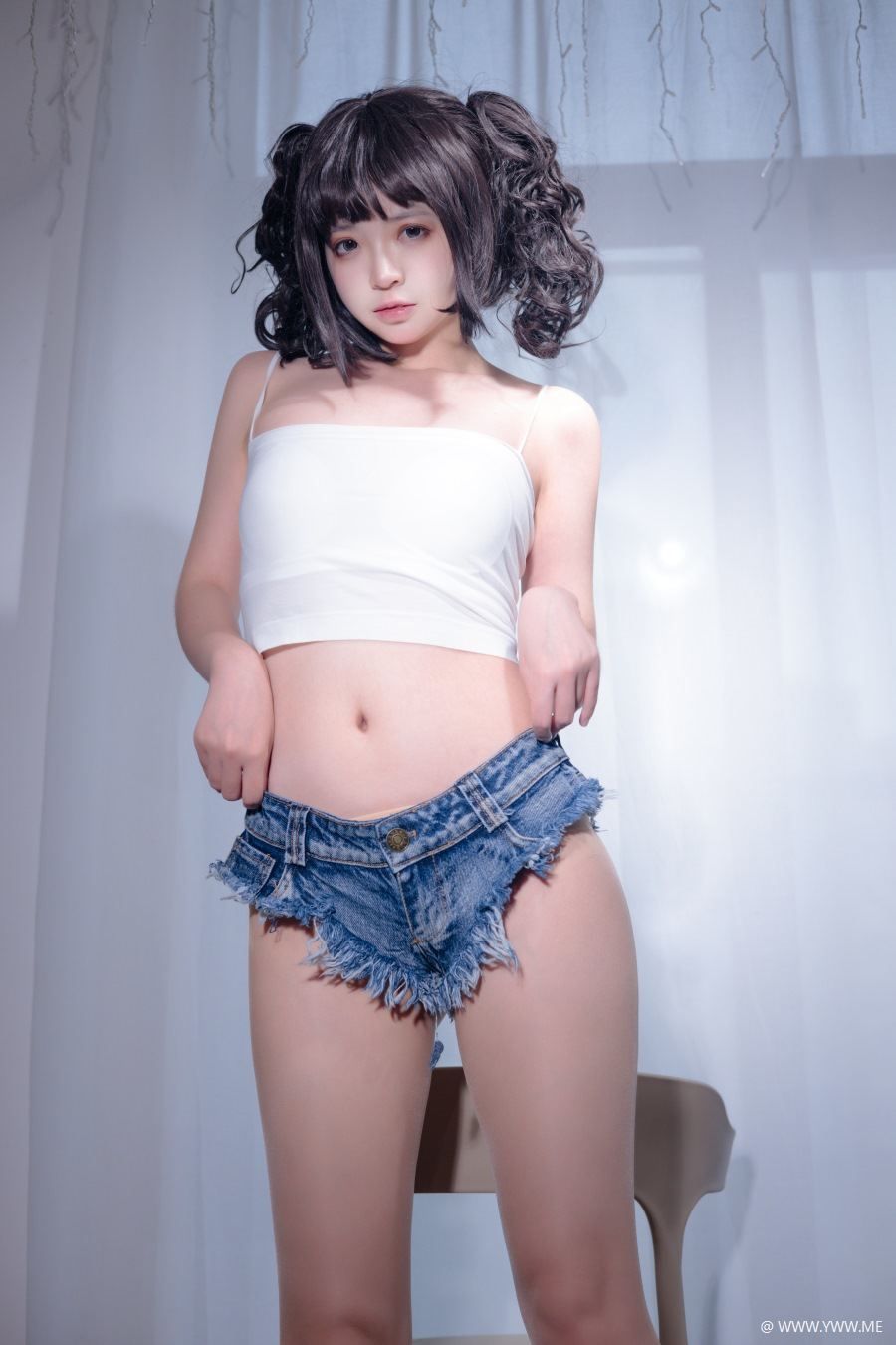 COS美女 疯猫ss – 2022夏日限定B本 热裤肉-像素点