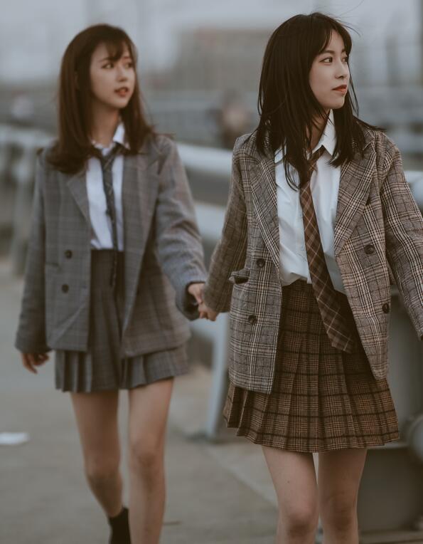 [YWW.ME] 2022.05.29 青春是手牵手坐上了永不回头的火车 不可端妮