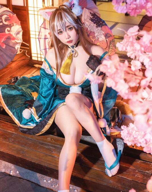 贞子蜜桃 – 原神 希娜小姐