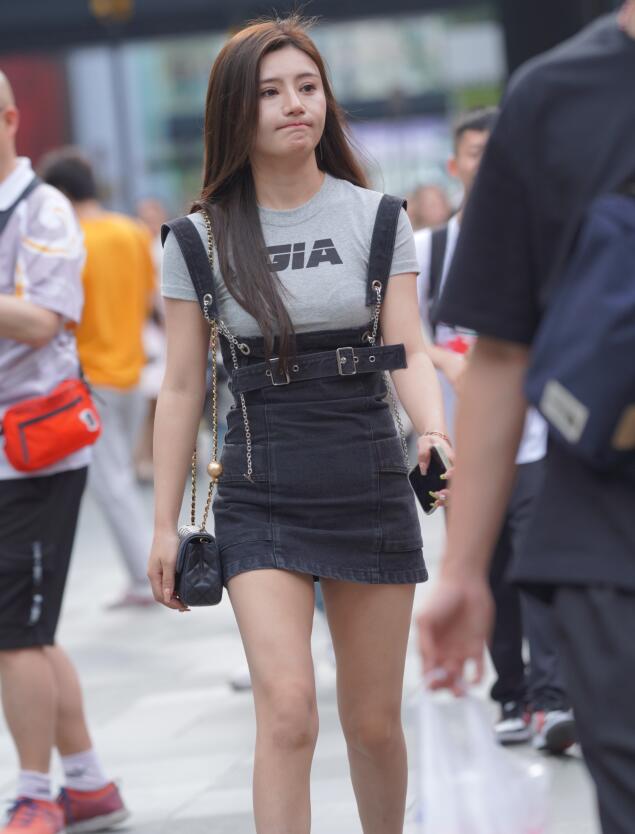 凯恩公爵作品 牛杂裙美眉