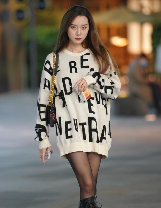 凯恩公爵作品 气质高冷美女