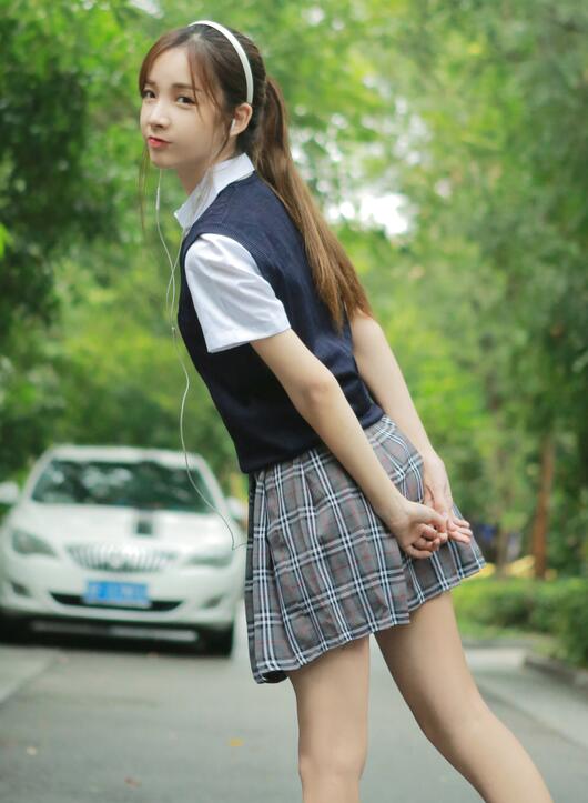 [YWW.ME] 2022.06.15 四月物语 SNH48-徐诗琪