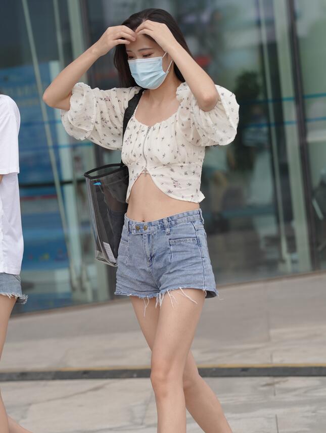 凯恩公爵作品 热裤美女2