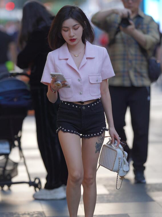 凯恩公爵作品 热裤小妹2