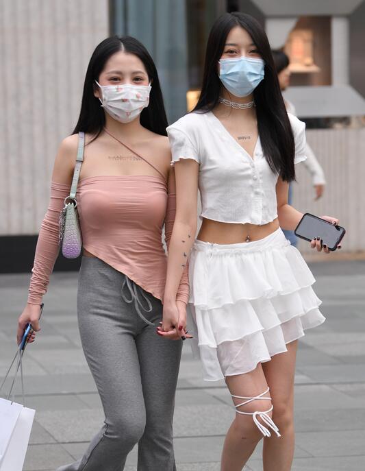 视觉冲击作品 紧身VS美腿