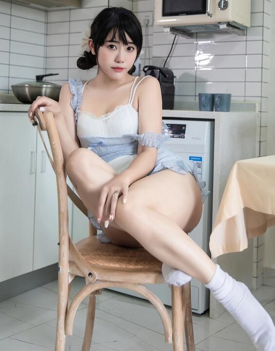 [XiuRen秀人网] 2022.11.10 No.5834 严利娅Yuliya 丰腴美臀