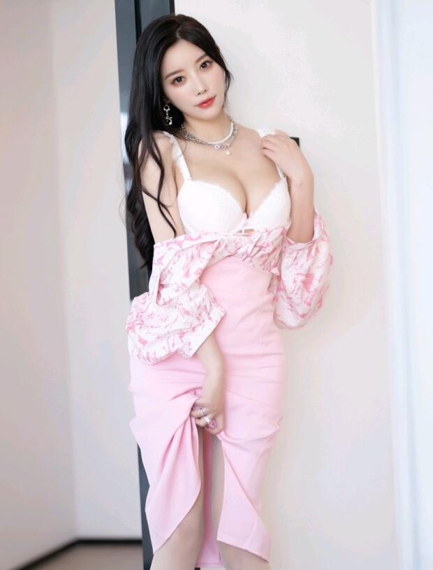 [XiuRen秀人网] 2022.11.29 No.5927 杨晨晨Yome 美臀丝袜