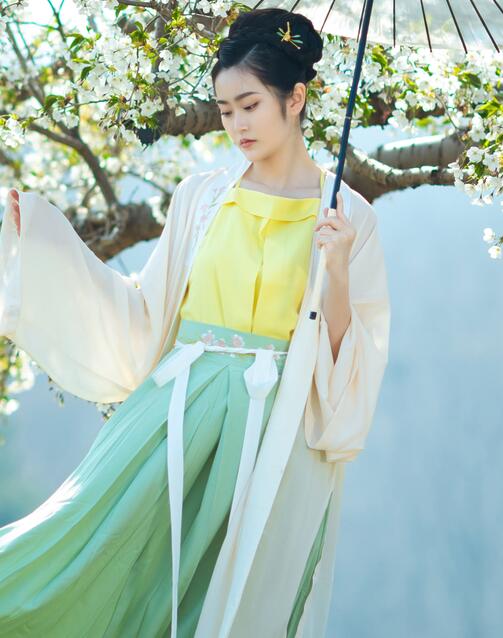 [YWW.ME] 2022.07.06 樱花开 是MiN呀