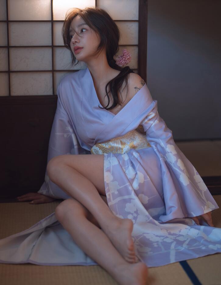 [YWW.ME] 2022.07.11 轻私纯欲和服写真 姝雯同学