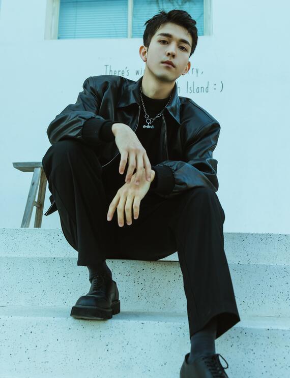 [YWW.ME] 2022.07.13 黑夹克 奥沙里
