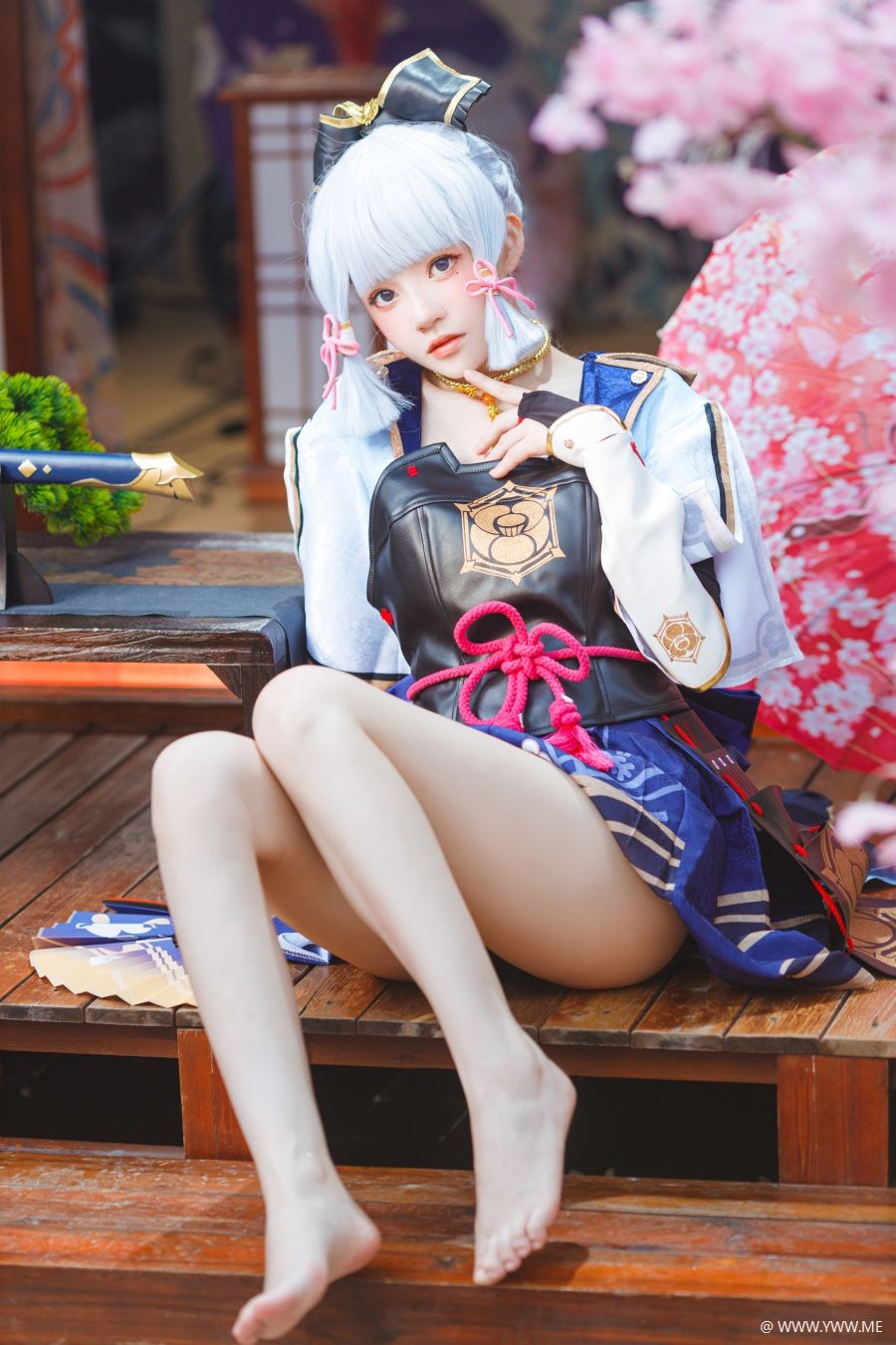 萝莉风COS 桜桃喵 – 神里绫华-像素点
