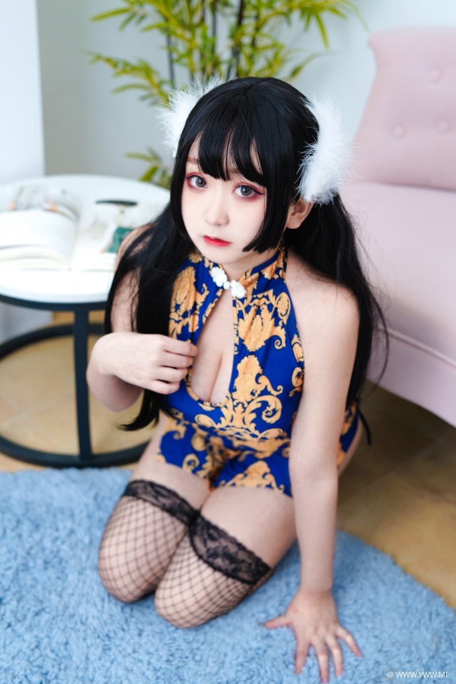 恩田直幸 – 蓝色旗袍-像素点