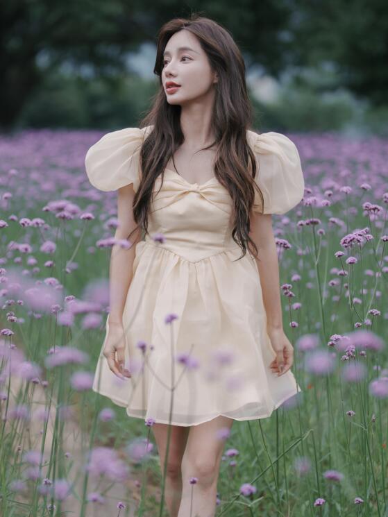 [YWW.ME] 2022.07.16 阴雨天，森林里的精灵 姝雯同学