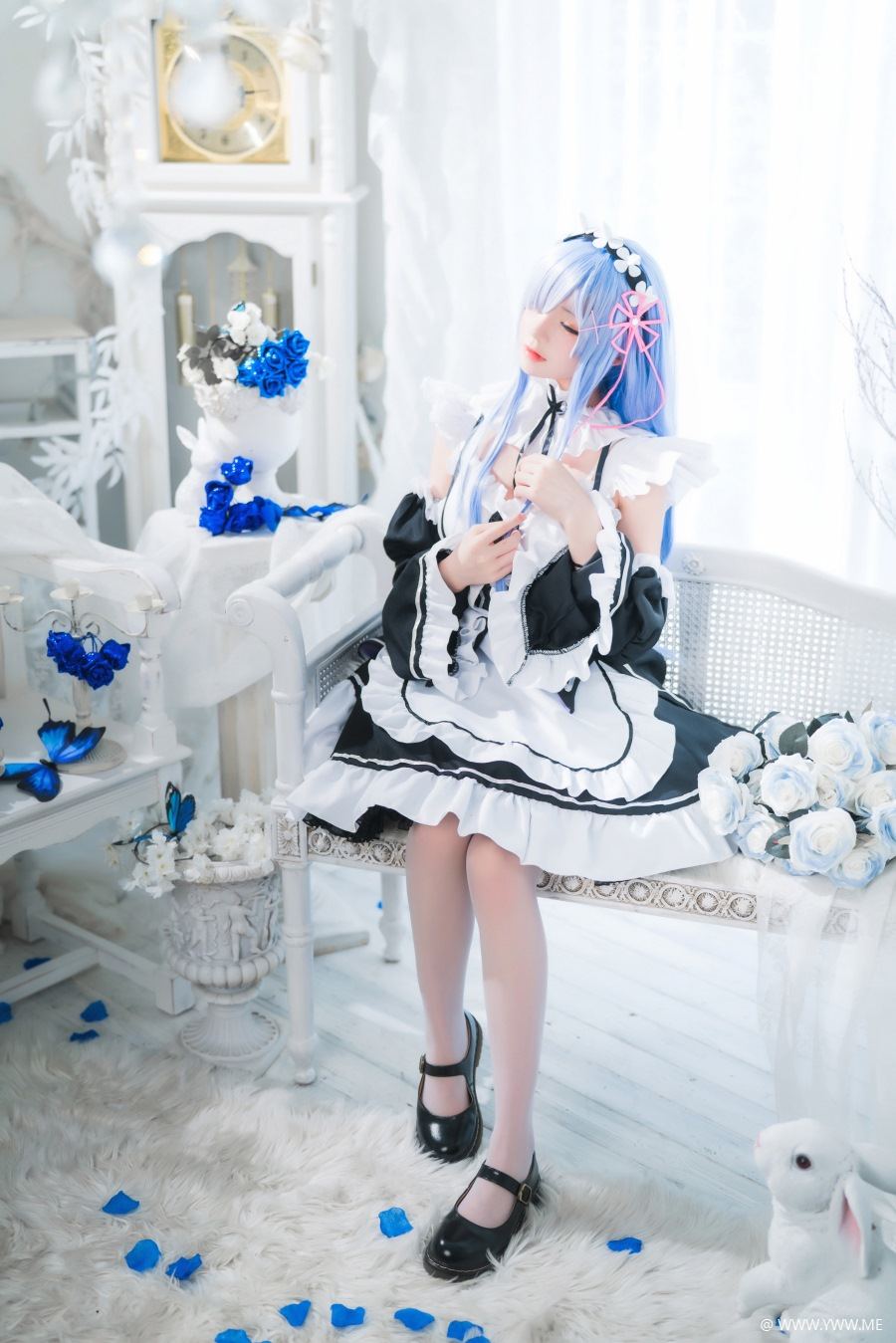 萝莉风COS 桜桃喵 – 长发蕾姆02-像素点