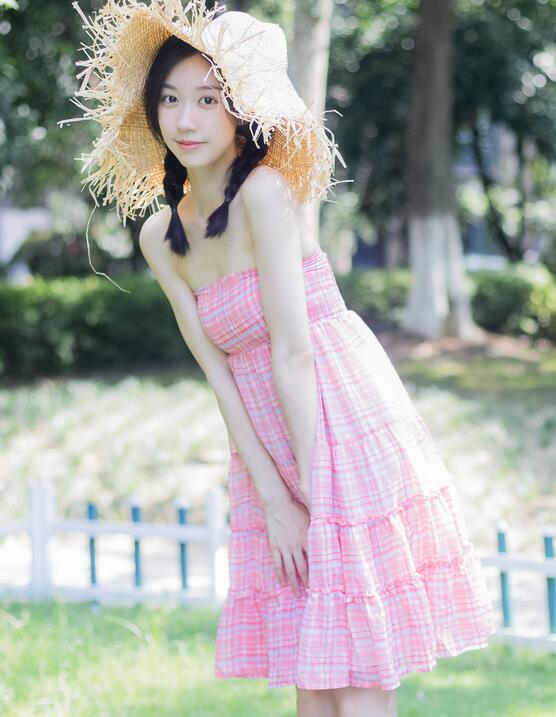 [YWW.ME] 2022.07.19 今日天气晴 饲猫少女-