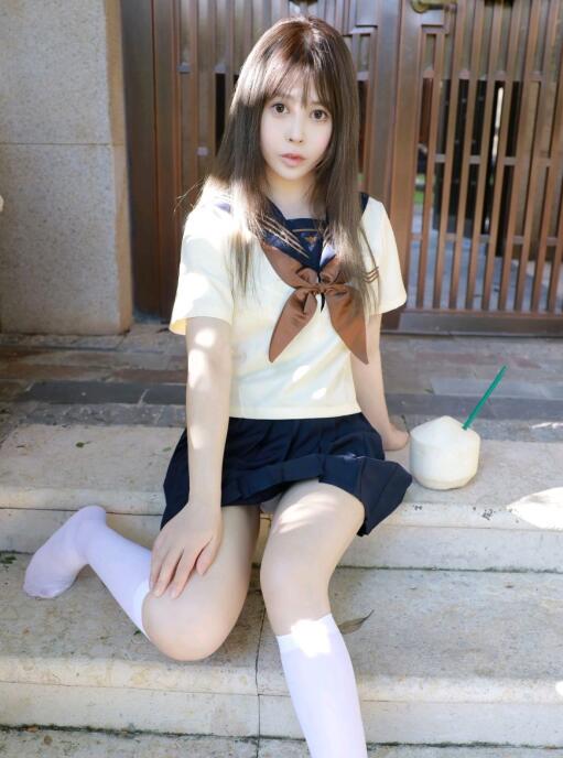 [XiuRen秀人网] 2022.12.20 No.6021 Evelyn艾莉 南京旅拍