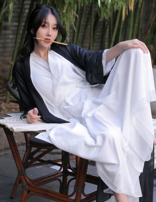 [XiuRen秀人网] 2023.01.06 No.6094 玥儿玥er 古装美腿