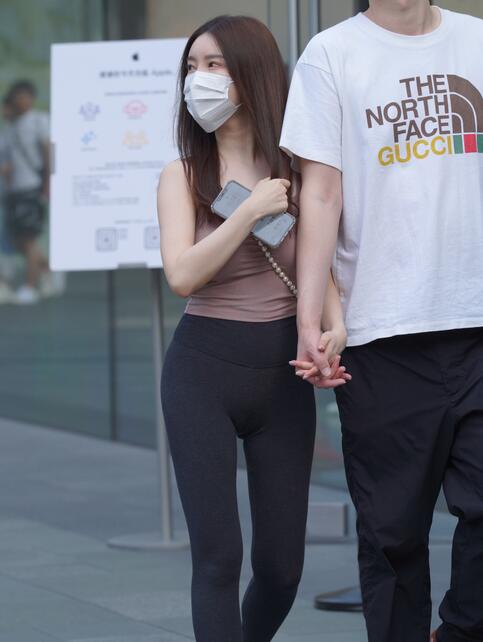 凯恩公爵作品 瑜伽裤小女友