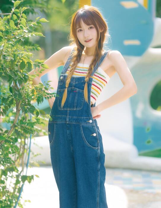 [YWW.ME] 2022.07.25 夏日活力 兔子Zzz不吃胡萝卜