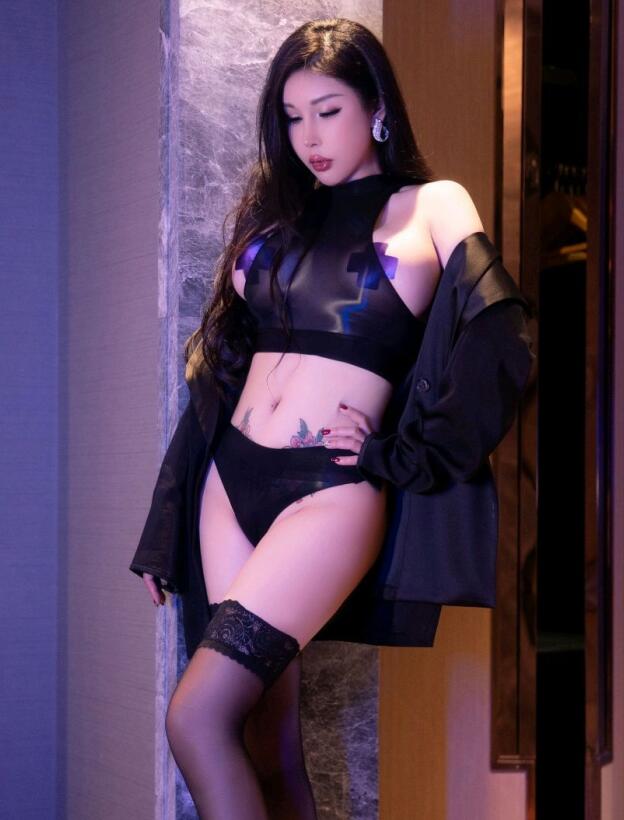[XiuRen秀人网] 2023.01.17 No.6143 田冰冰 黑丝美臀
