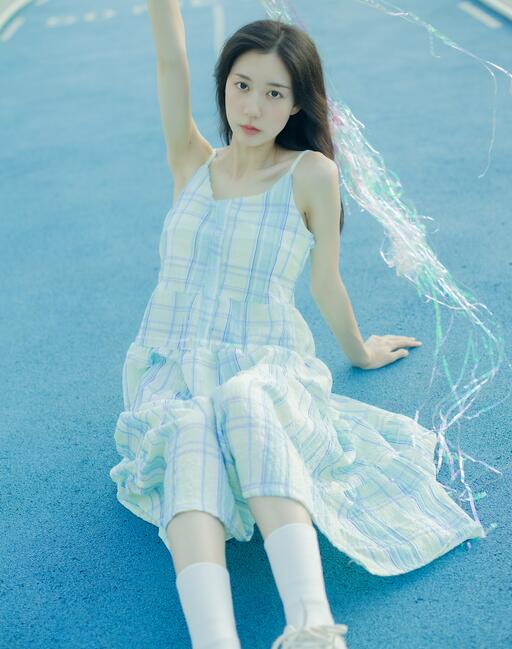 [YWW.ME] 2022.08.17 透明 饲猫少女-