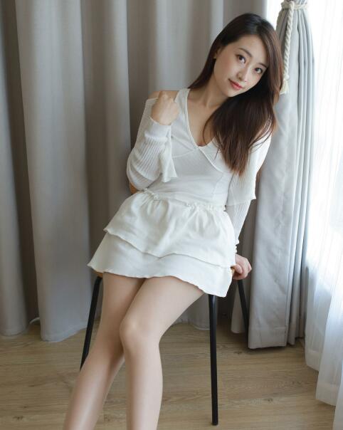[IESS异思趣向] 2022.08.19 丝享家 1182：小婕《白色房间》