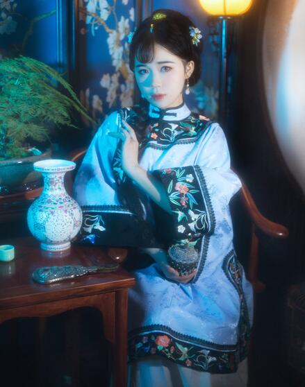 [YWW.ME] 2022.08.25 南烟斋笔录 一只高高