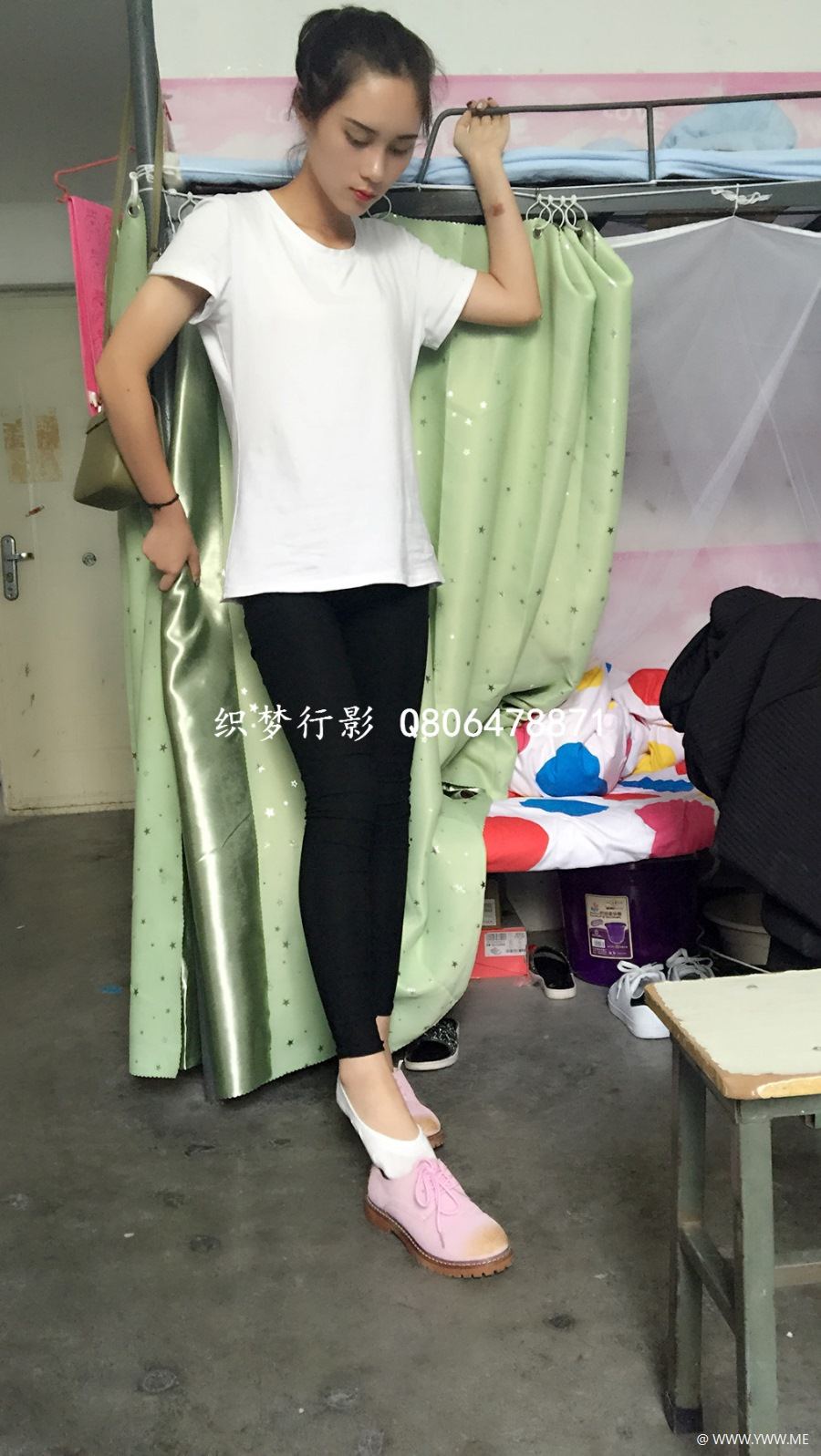 织梦行影摄影作品 NO.007 宿舍白袜-像素点