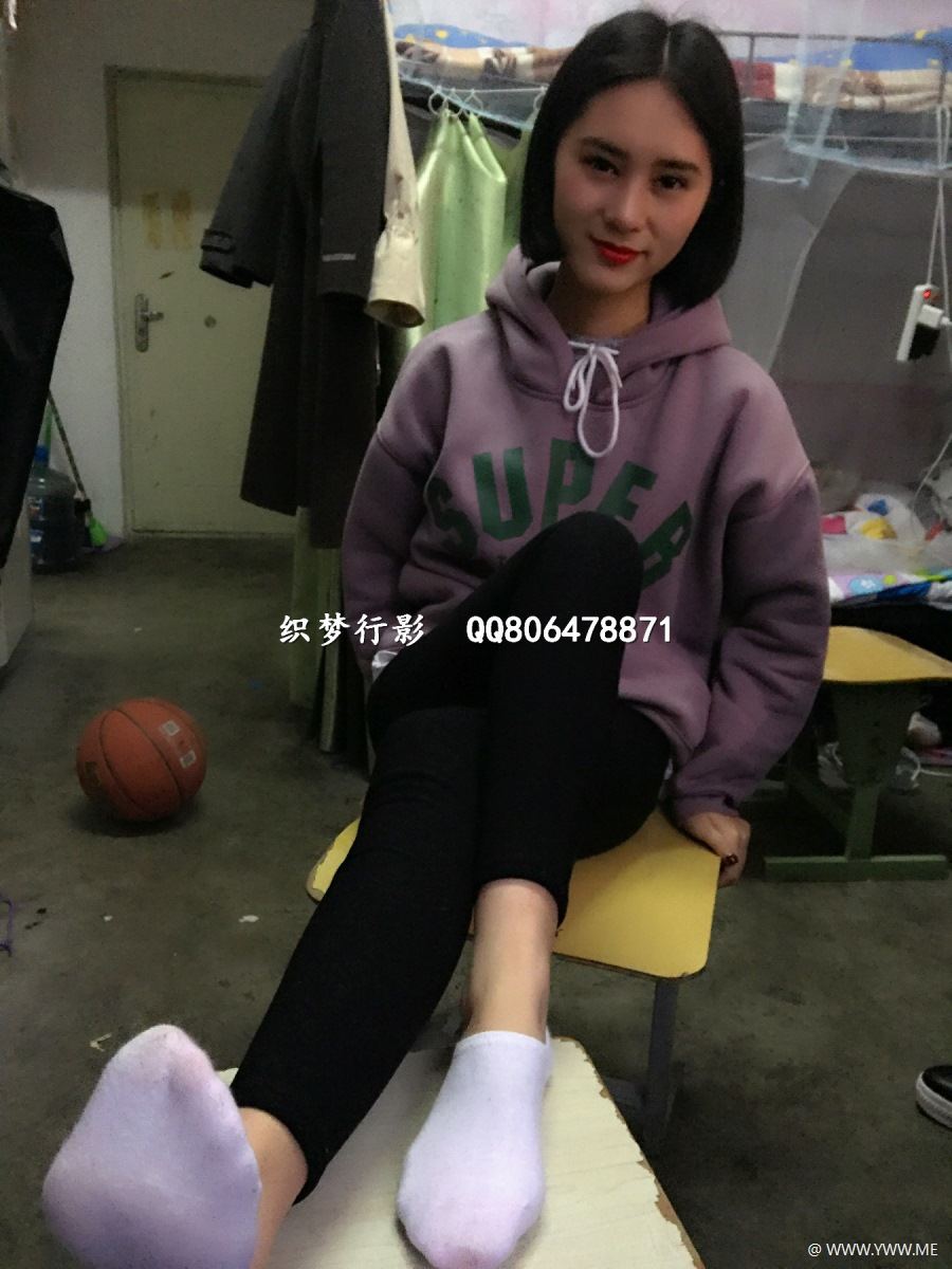 织梦行影摄影作品 NO.008 又见宿舍白船袜-像素点