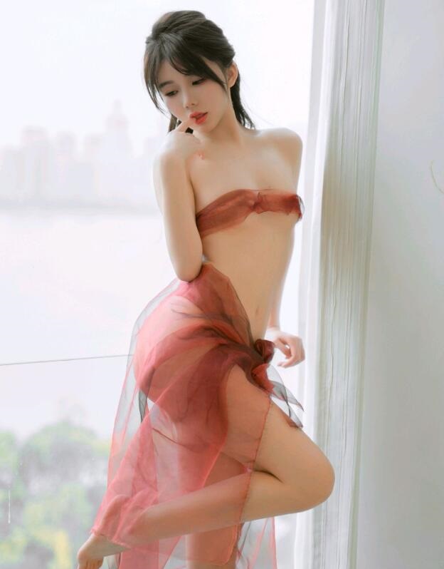 [XiuRen秀人网] 2023.03.02 No.6348 婠婠么 甜美美腿