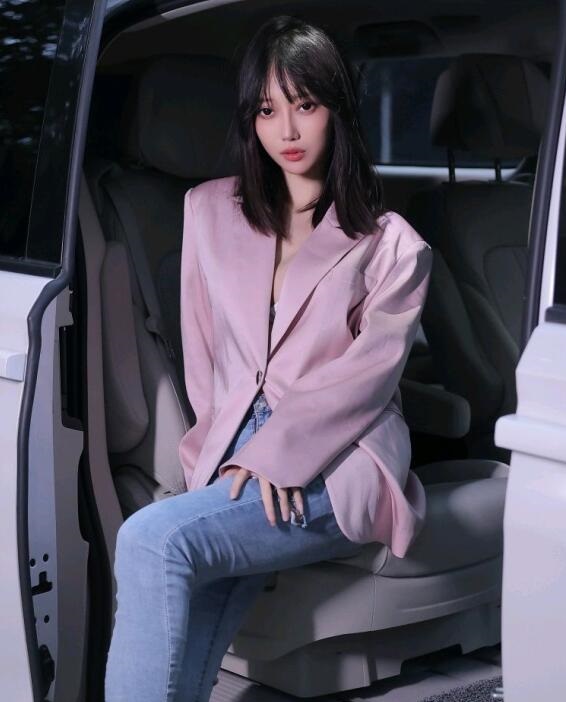 [XiuRen秀人网] 2023.03.03 No.6355 玥儿玥er 万宁旅拍
