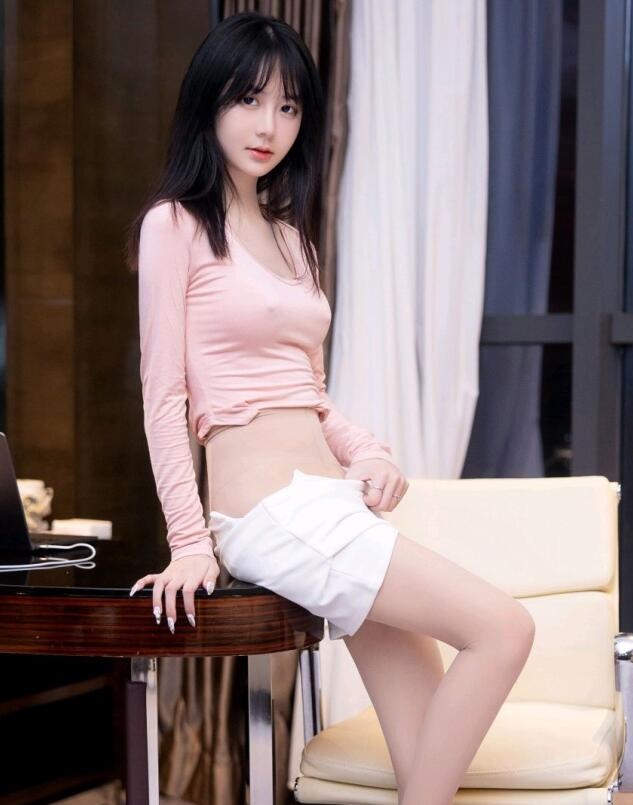 [XiuRen秀人网] 2023.03.06 No.6367 谢小蒽 短裙美臀
