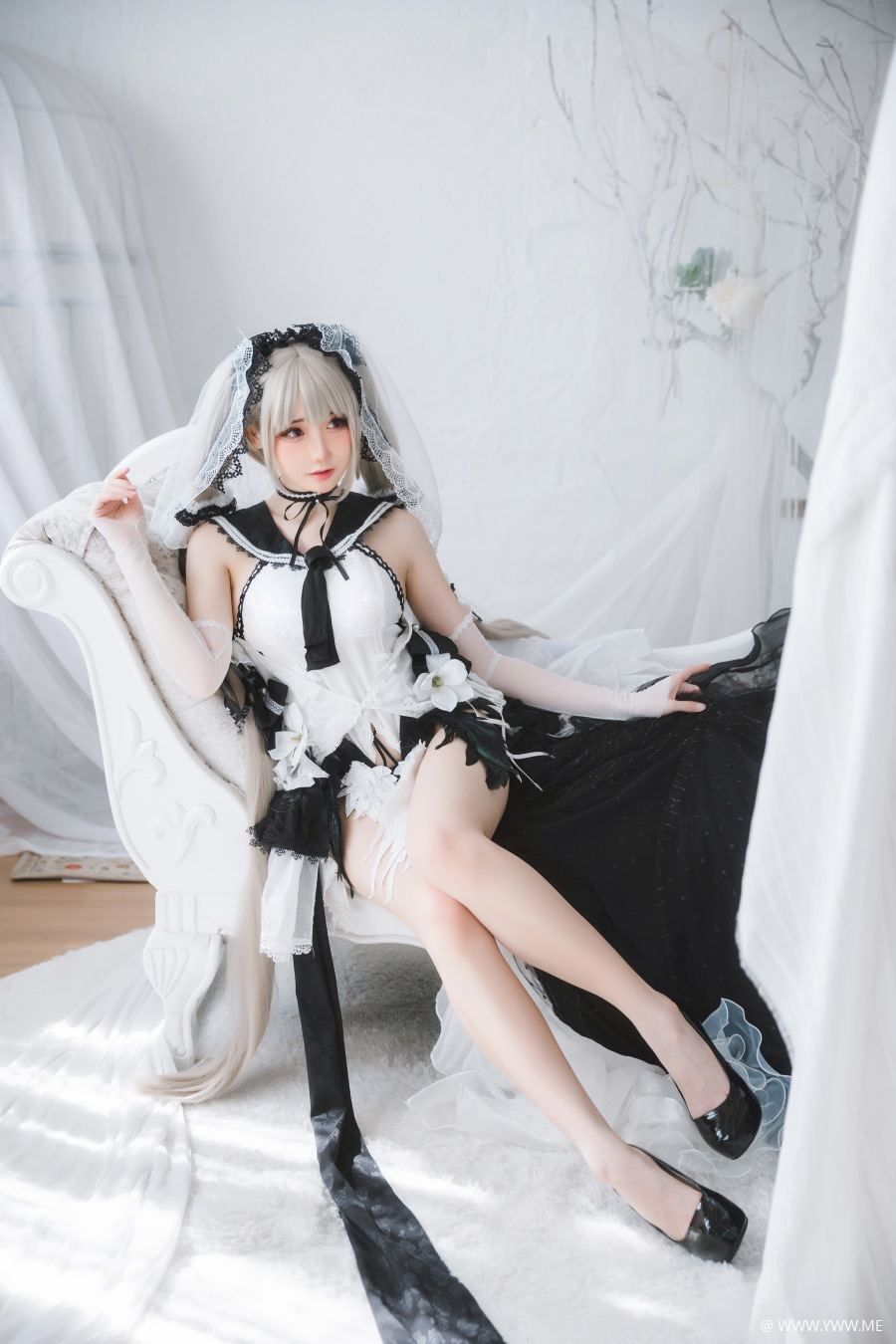 焖焖碳 – 可畏礼服-像素点