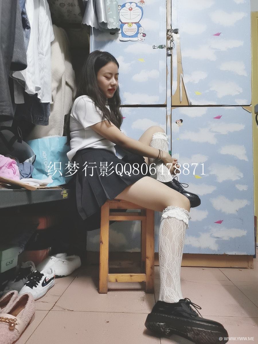 织梦行影摄影作品 NO.035 宿舍白蕾丝-像素点