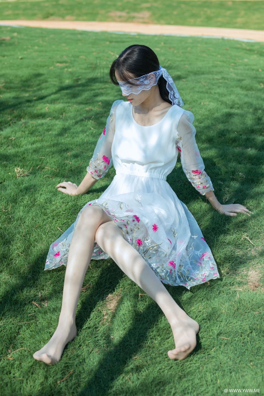 尤蜜思 NO.004 穿搭写真-像素点
