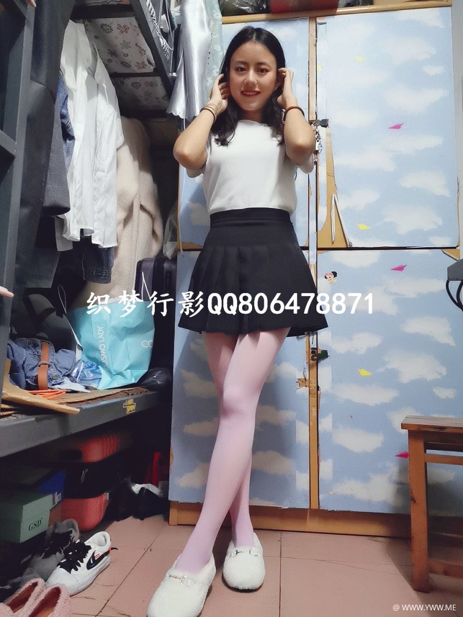 织梦行影摄影作品 NO.040 宿舍粉色连裤袜-像素点