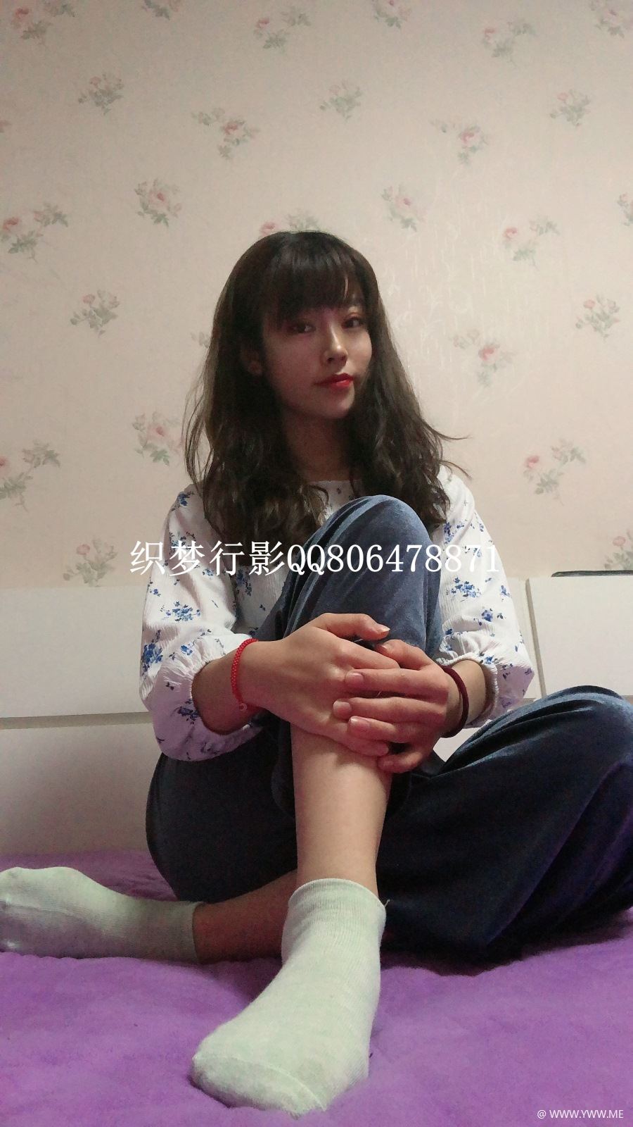 织梦行影摄影作品 NO.046 绿色棉袜-像素点