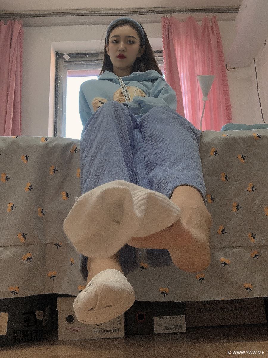 织梦行影摄影作品 NO.059 白袜帆布鞋-像素点