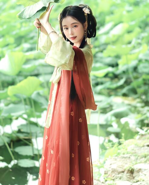 [YWW.ME] 2022.09.24 夏荷 仓央是大魔王