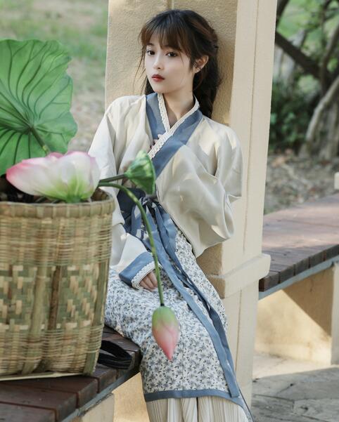 [YWW.ME] 2022.09.26 采荷 小薇人儿