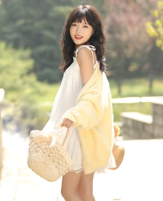[YWW.ME] 2022.09.29 甜心泡芙 小薇人儿