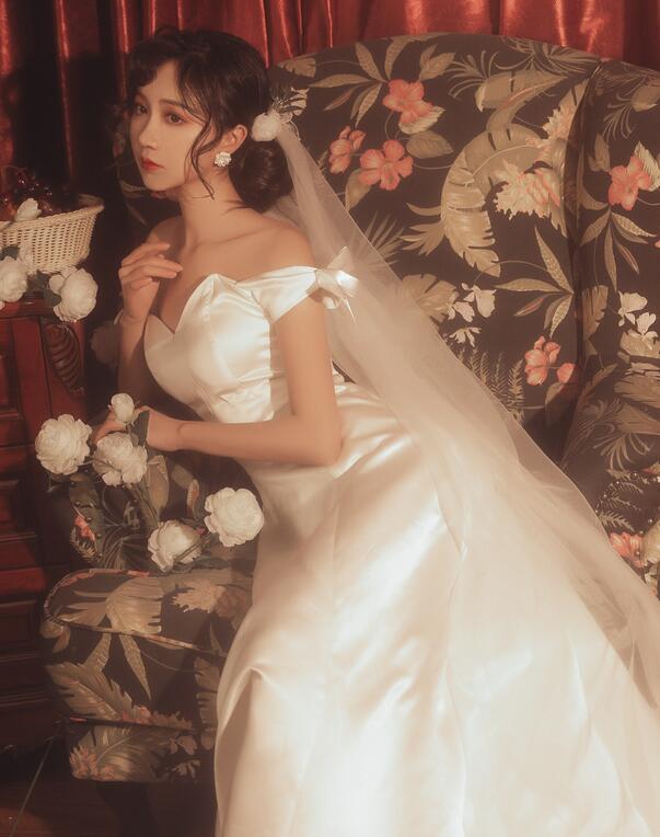 [YWW.ME] 2022.10.06 复古婚纱 -绮罗生的小苏苏-