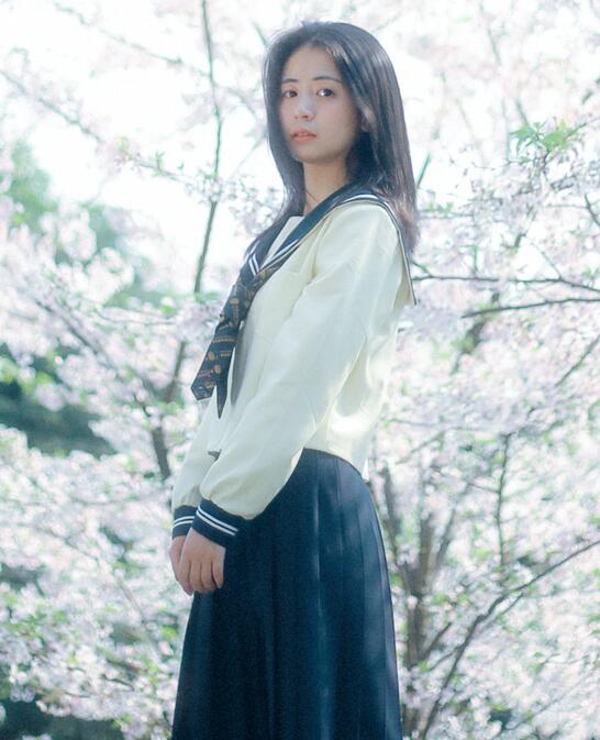 [YWW.ME] 2022.10.08 春日早樱 瞳人儿